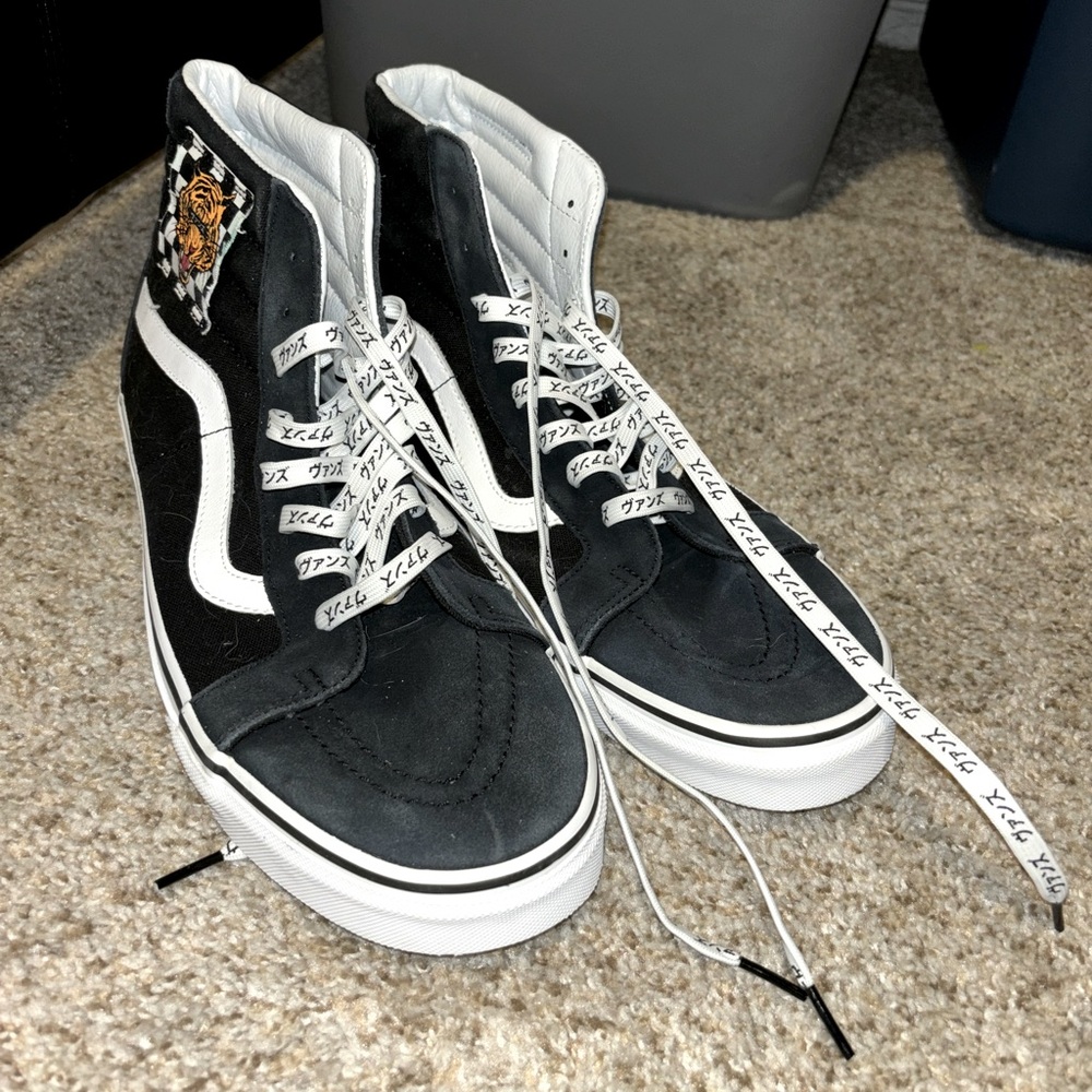 Men’s Vans High Top Shoes Size 13